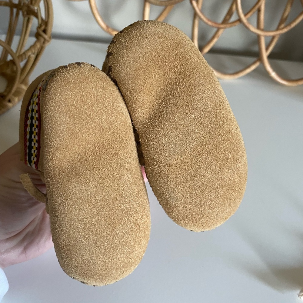 MINNETONKA | Baby Booties - Picture 3 of 4